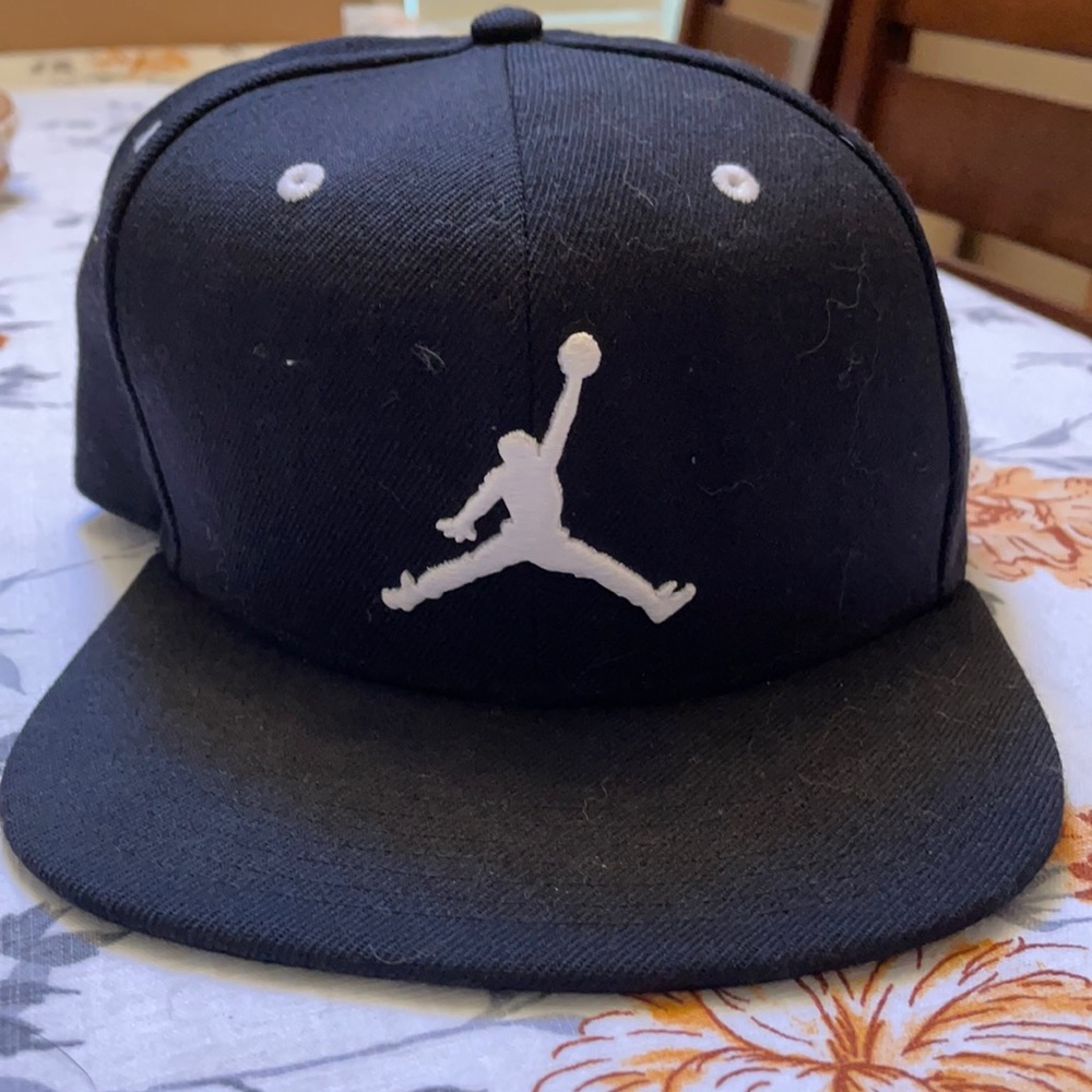 Jump man black hat